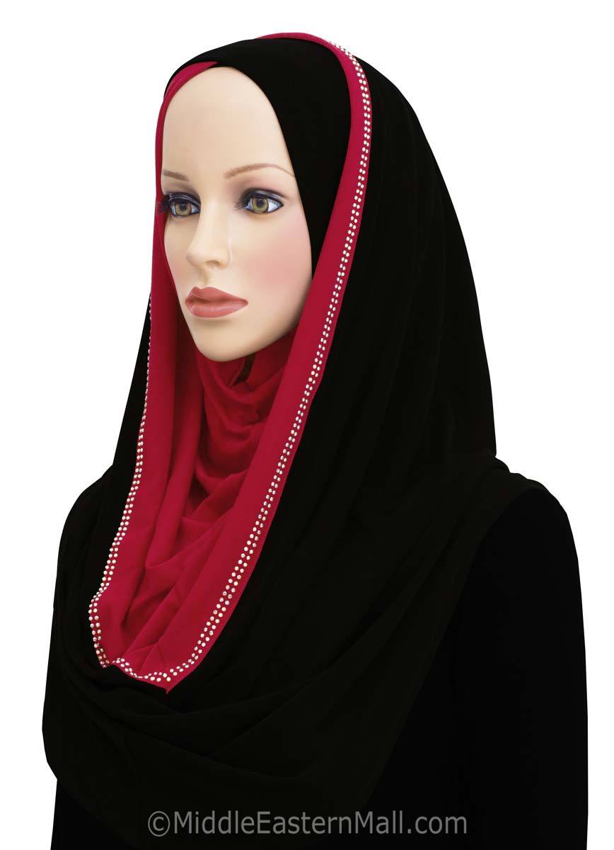 Hoodie Hijab in Black & Burgundy